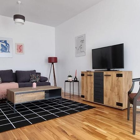 Penthouse Cosmopolit Lägenhet Braşov Exteriör bild
