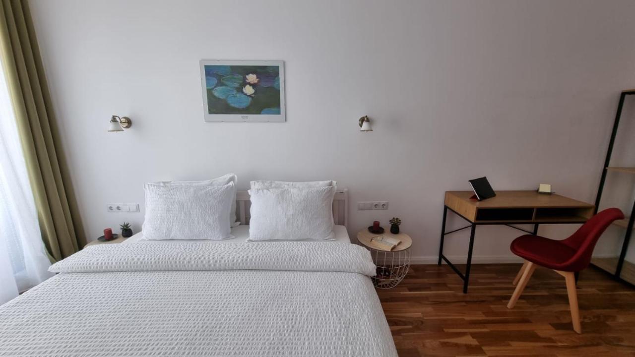 Penthouse Cosmopolit Lägenhet Braşov Exteriör bild